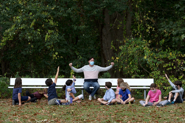 BDS Fifth Theater 1 10.07.20Scoop Parents' Association logo