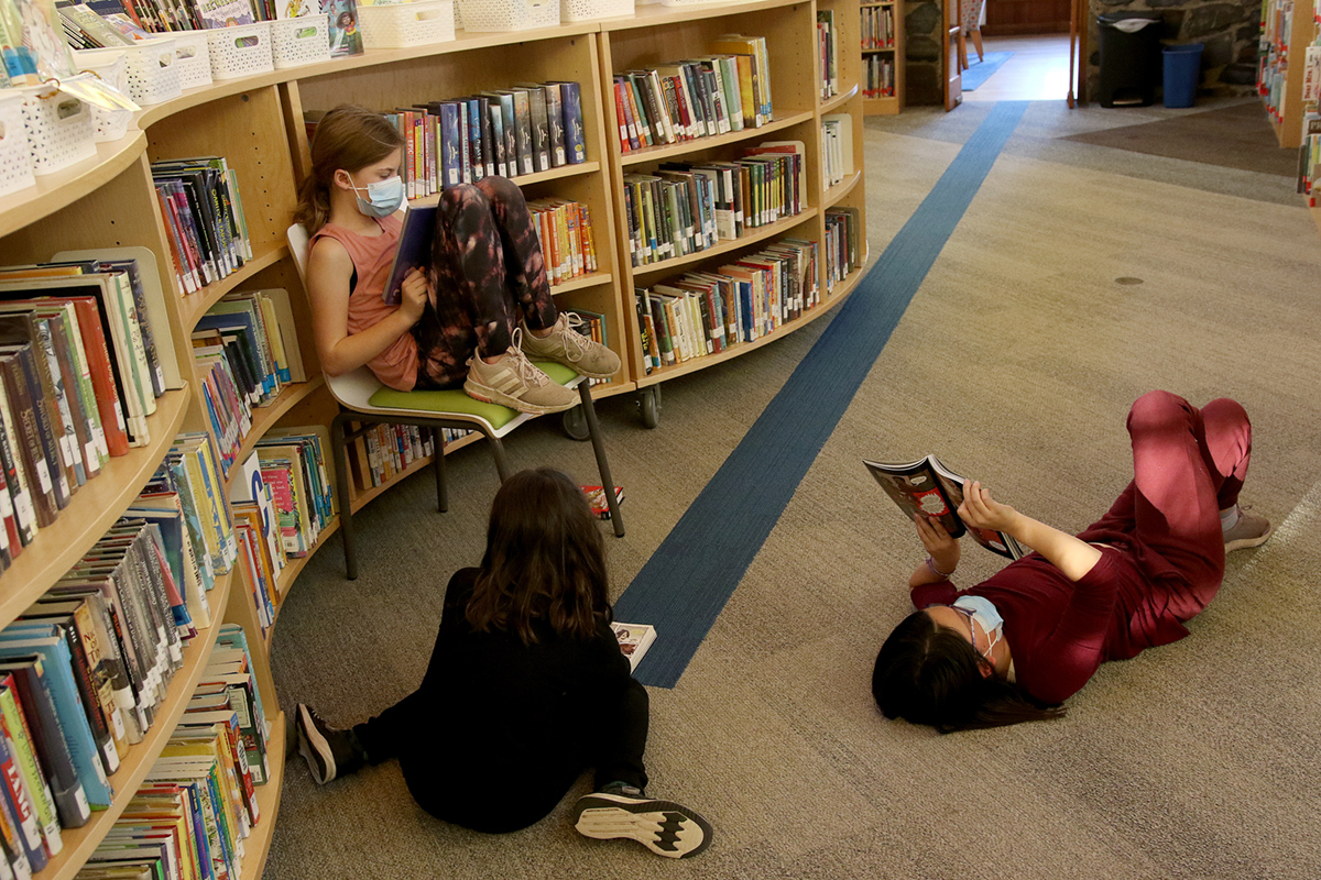 Student illustration of a car