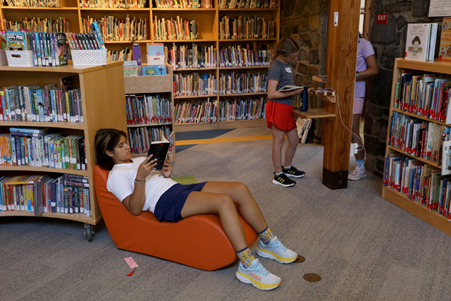 Student illustration of a car